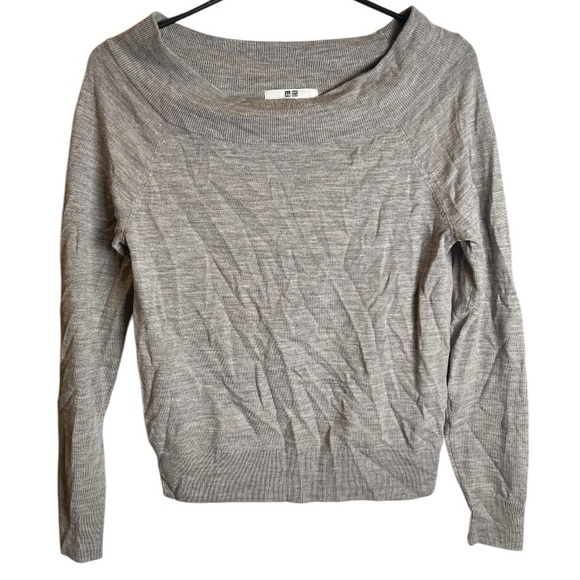Uniqlo 100% wool off the shoulder sweater sz XS - Picture 1 of 7